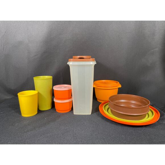 Vintage 70's Tupperware Bundle, Plates, Containers, Pitcher, Bowl - Picture 1 of 7